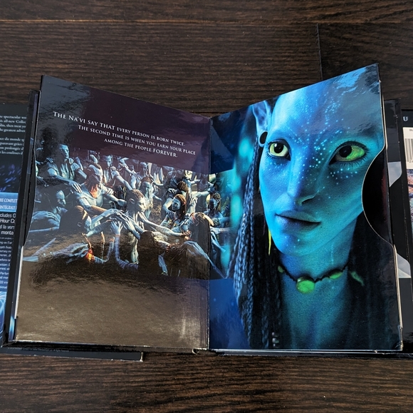 LIKE NEW Avatar Extended Blu-Ray Collector's Edition (3 disc set), James Cameron - Picture 6 of 16